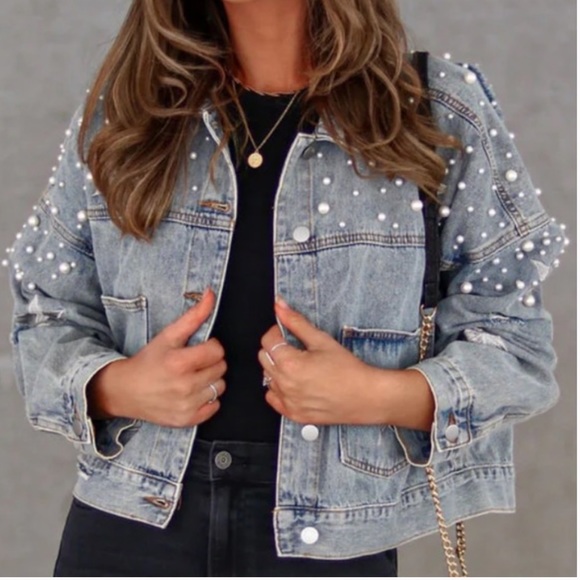 Vici Pearl and Embroidered North Star Distressed Denim Blue Jean Jacket New - Picture 2 of 13